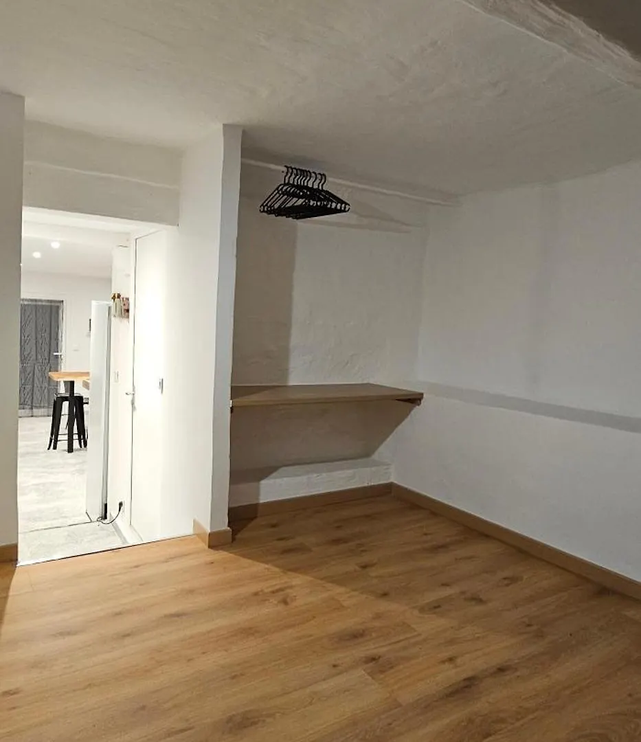 Bel Appartement Et Son Jardin Saint-Cezaire-sur-Siagne Apartment